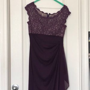 🔥PRICE REDUCED FROM $120🔥Plum Formal Gown